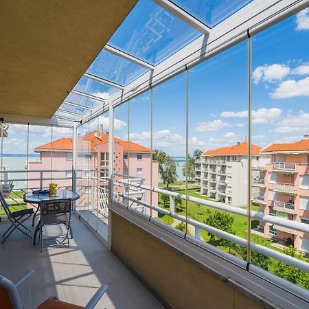 Myflat All-Season Apartment Шіофок Екстер'єр фото