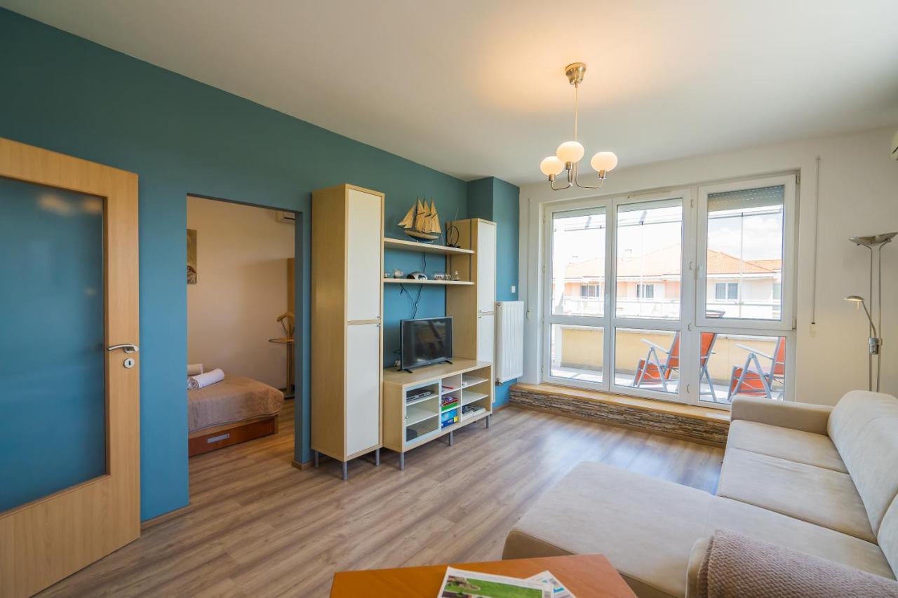 Myflat All-Season Apartment Шіофок Екстер'єр фото